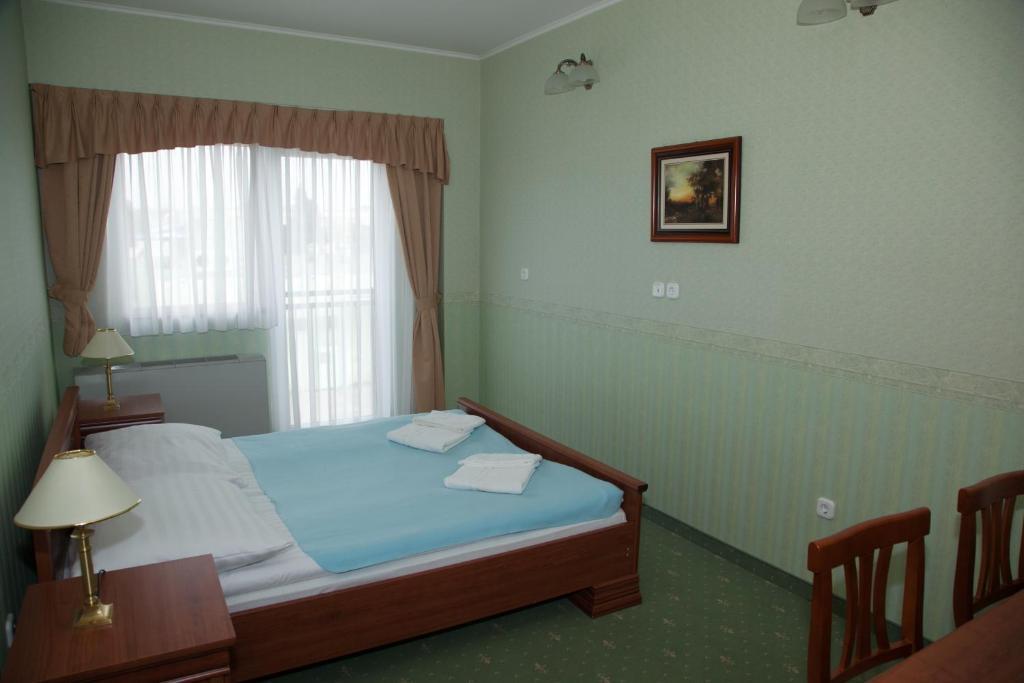 Konig Hotel Nagykanizsa Habitación foto